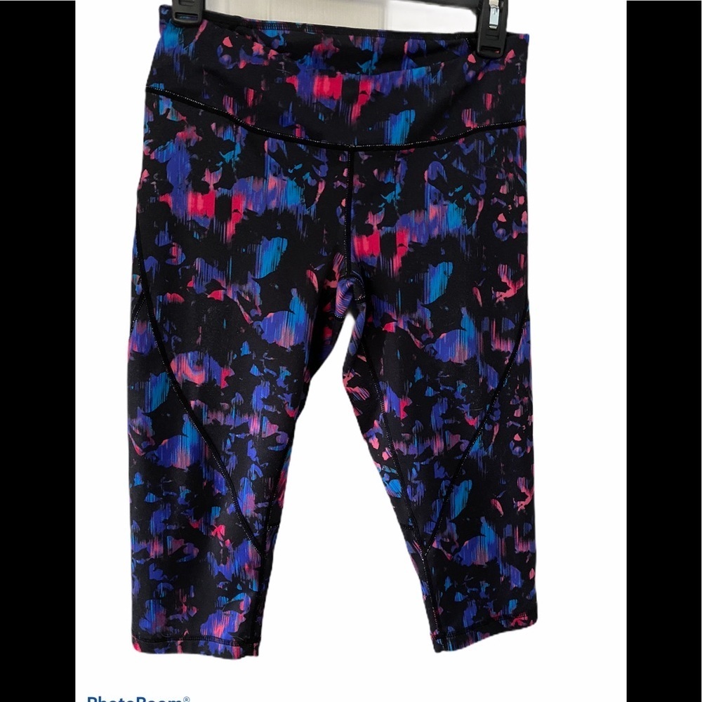 Zella Multi Capri Workout pants Sz SP